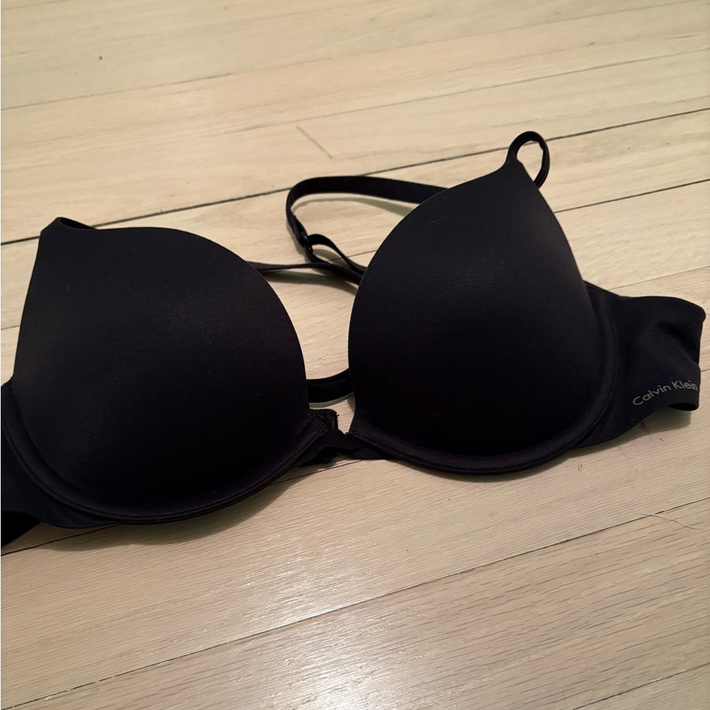 Black Calvin Klein push up bra